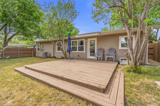 7705 Lazy LN, Austin, TX 78757