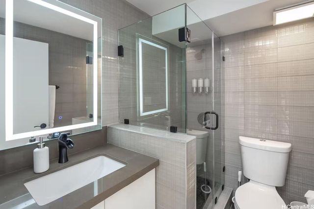 444 Niu Street 2702, Honolulu, HI 96815