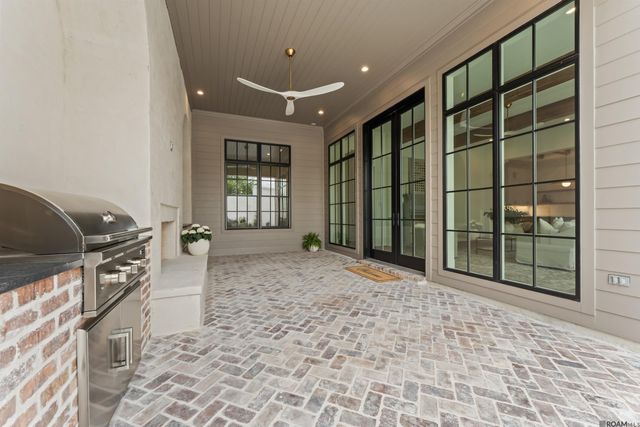 643 Adelia Ln, Baton Rouge, LA 70806