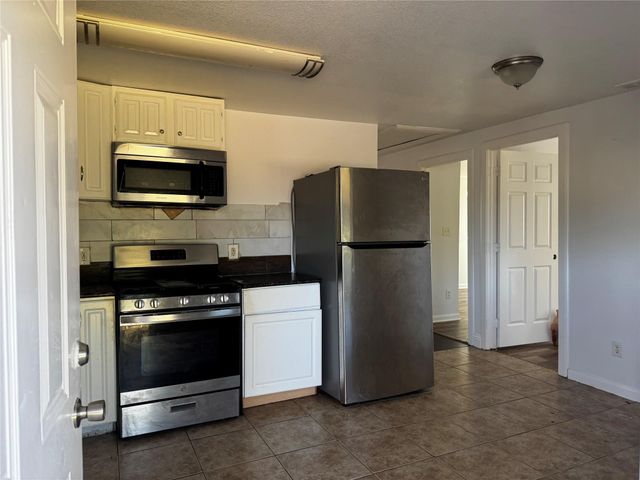 1427 Diceman Avenue, Dallas, TX 75203