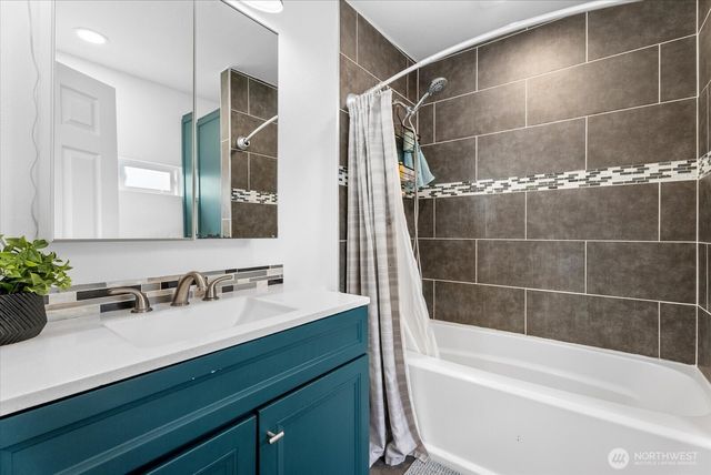 3571 E K Street, Tacoma, WA 98404