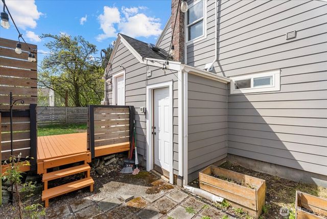 3571 E K Street, Tacoma, WA 98404