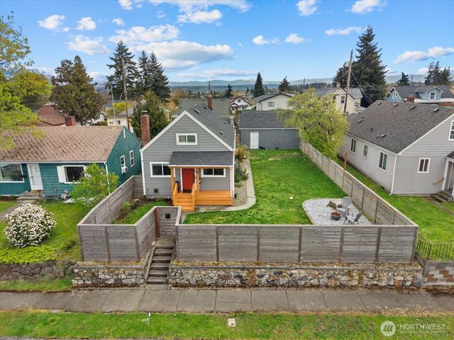 3571 E K Street, Tacoma, WA 98404