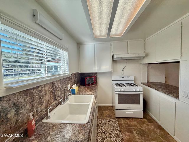 15313 Spunky Canyon Road, Green Valley, CA 91390