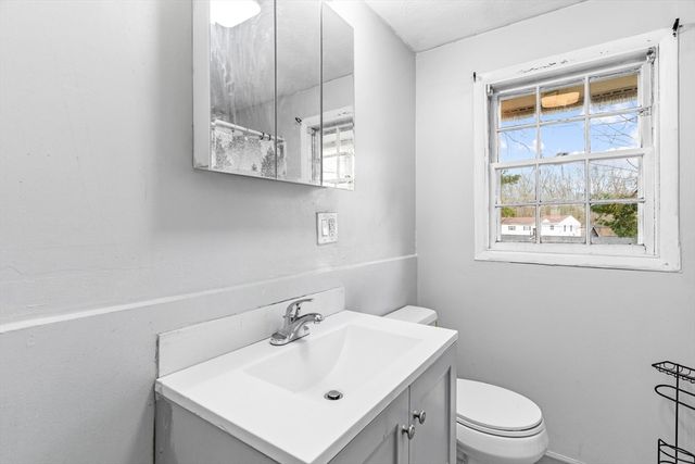 529 Howard St, Brockton, MA 02302