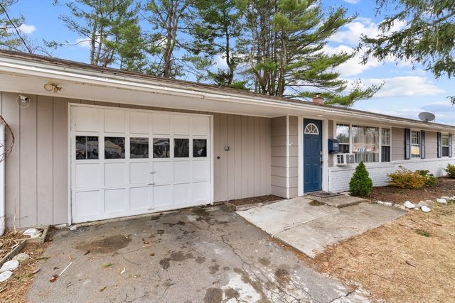 529 Howard St, Brockton, MA 02302