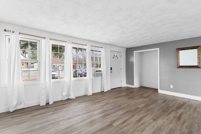 529 Howard St, Brockton, MA 02302