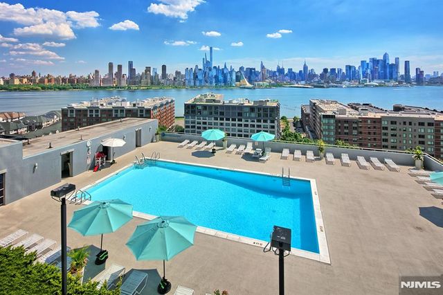 6050 Boulevard East 4C, West New York, NJ 07093