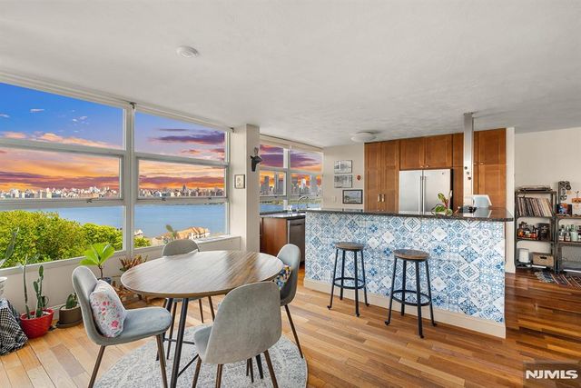 6050 Boulevard East 4C, West New York, NJ 07093