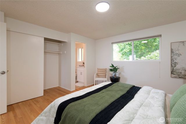 5815 Frances Avenue NE, Tacoma, WA 98422
