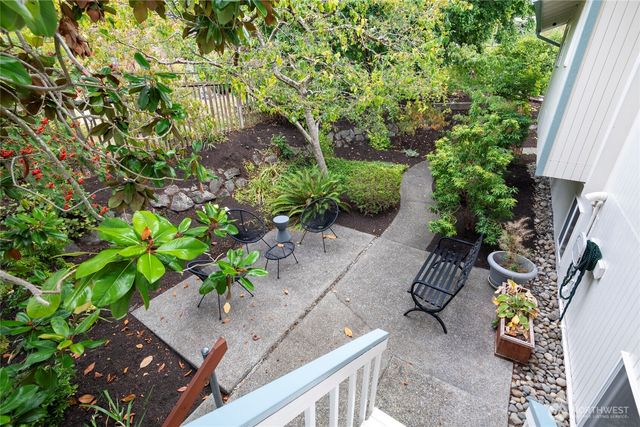 5815 Frances Avenue NE, Tacoma, WA 98422