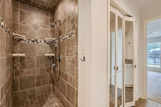 18311 Shadow Grove Lane, Crosby, TX 77532