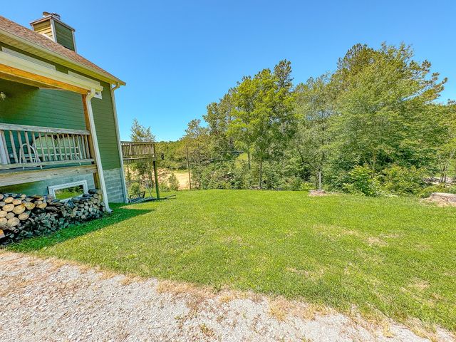 4042 Jones Hollow Road, Lobelville, TN 37097