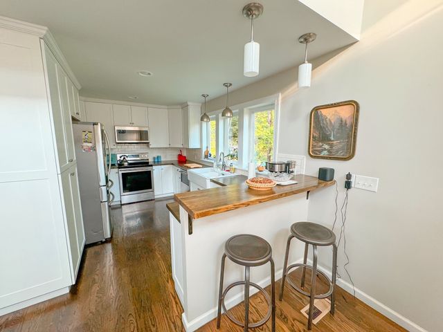 4042 Jones Hollow Road, Lobelville, TN 37097