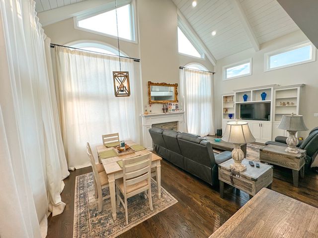 4042 Jones Hollow Road, Lobelville, TN 37097