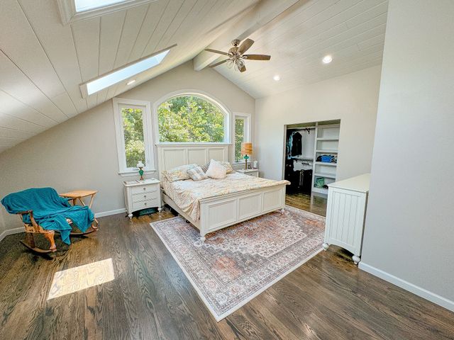 4042 Jones Hollow Road, Lobelville, TN 37097