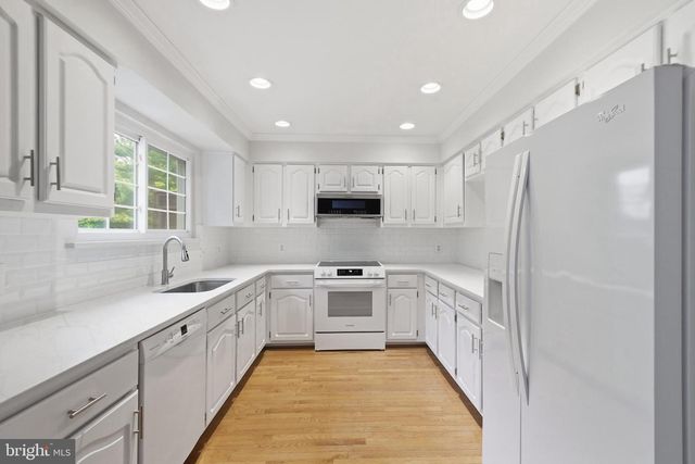 6001 KEBLE DR, Alexandria, VA 22315