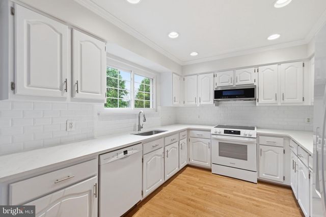 6001 KEBLE DR, Alexandria, VA 22315
