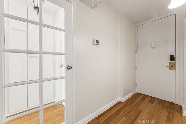 421 S La Fayette Park 406, Los Angeles, CA 90057