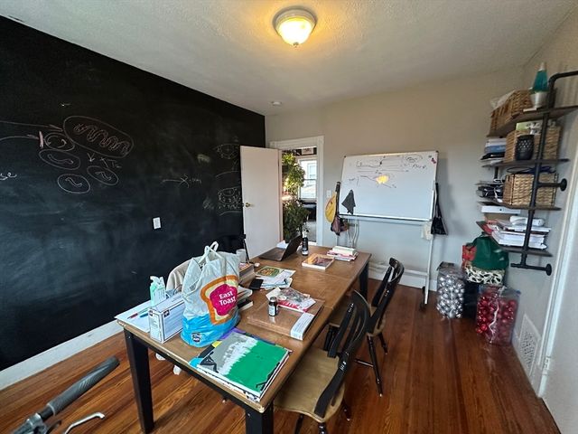 9 Medford St 3, Medford, MA 02155