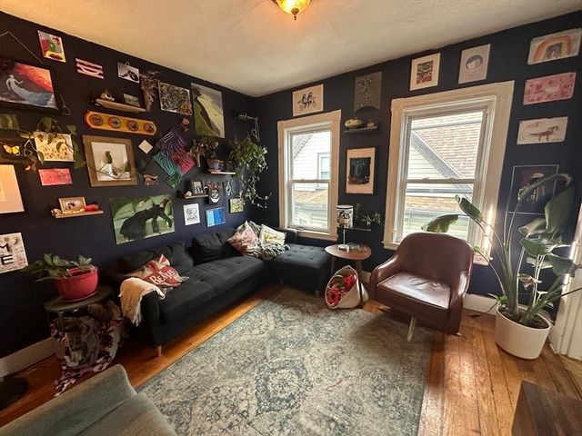 9 Medford St 3, Medford, MA 02155