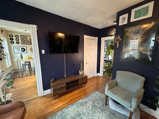 9 Medford St 3, Medford, MA 02155