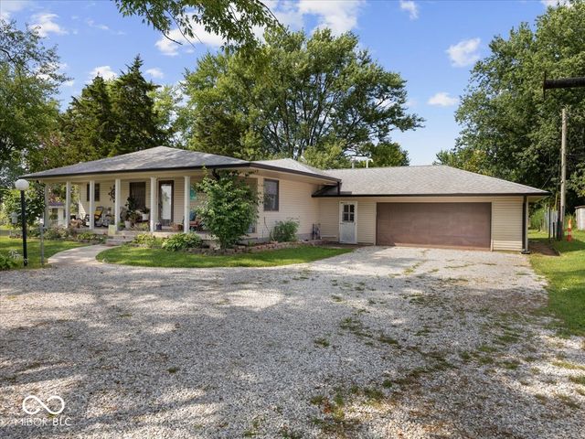 6784 E County Road 100 S, Avon, IN 46123