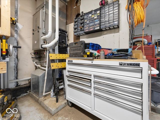 6784 E County Road 100 S, Avon, IN 46123