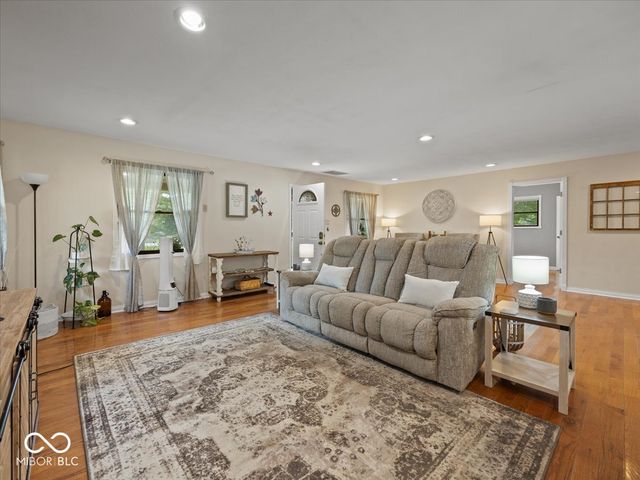 6784 E County Road 100 S, Avon, IN 46123