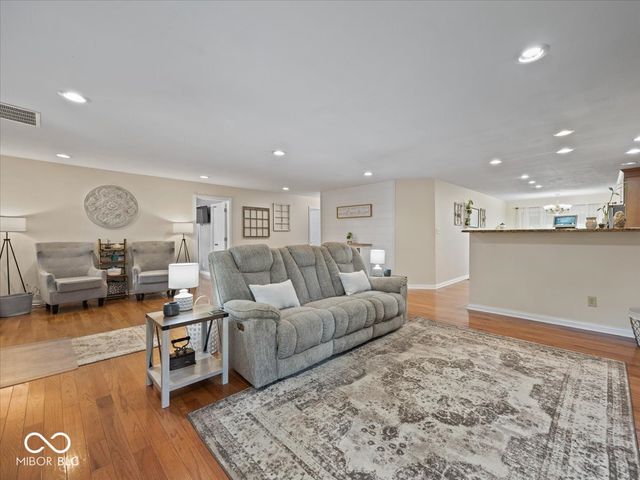 6784 E County Road 100 S, Avon, IN 46123