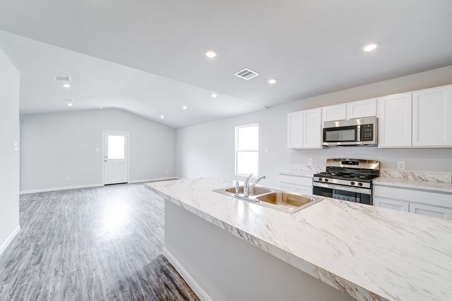 297 Victory Drive, Mabank, TX 75127