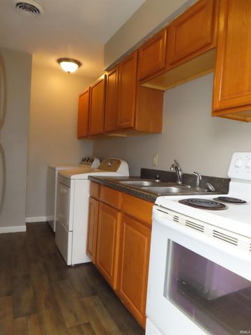 904 Parkview Drive, Boonville, IN 47601