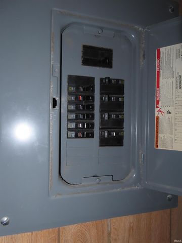 904 Parkview Drive, Boonville, IN 47601