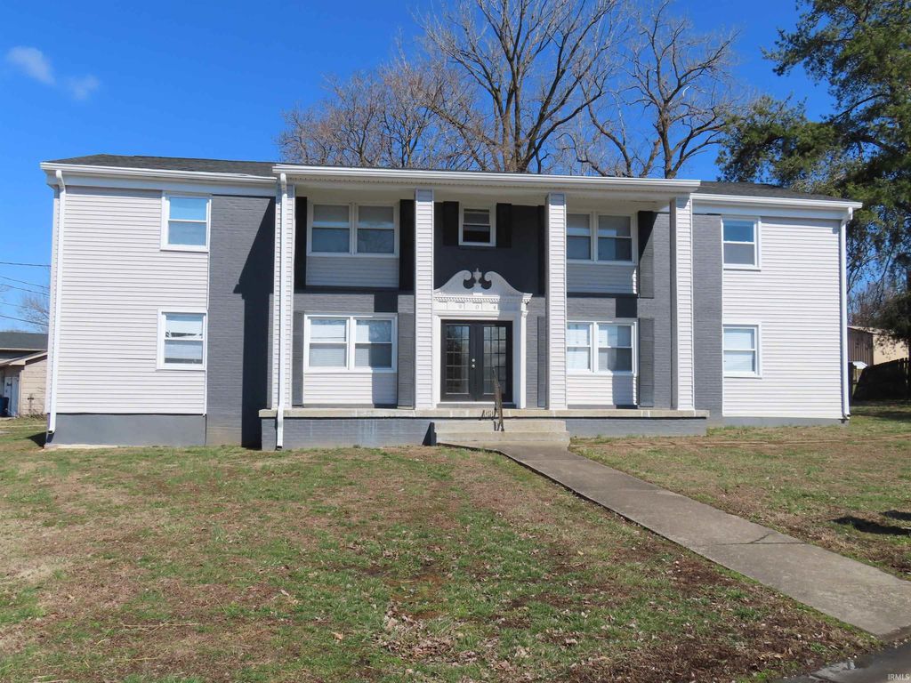 904 Parkview Drive, Boonville, IN 47601