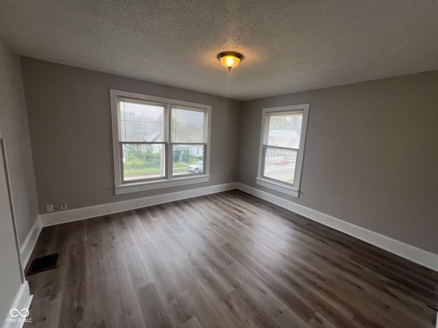 3948 Boulevard Place, Indianapolis, IN 46208