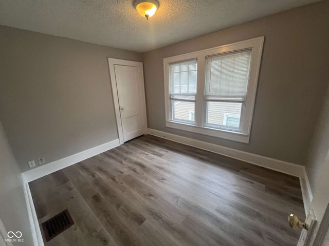 3948 Boulevard Place, Indianapolis, IN 46208