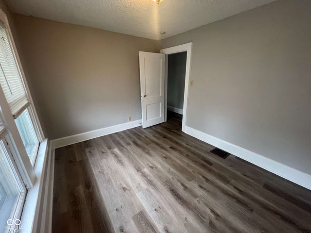 3948 Boulevard Place, Indianapolis, IN 46208