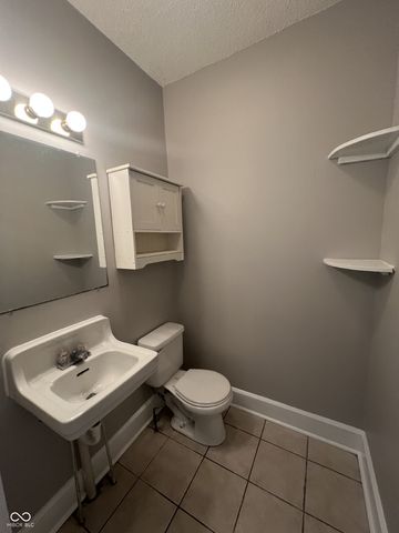 3948 Boulevard Place, Indianapolis, IN 46208