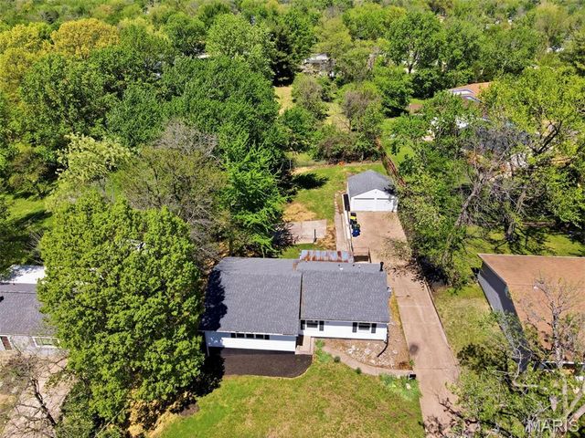 10665 Farview Avenue, St Ann, MO 63074