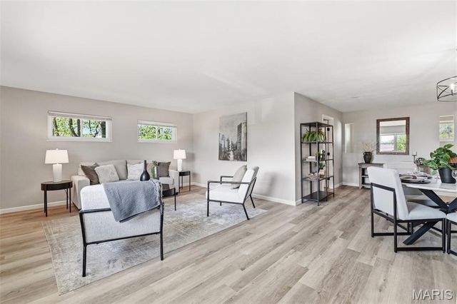 10665 Farview Avenue, St Ann, MO 63074