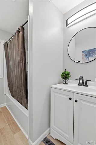 10665 Farview Avenue, St Ann, MO 63074