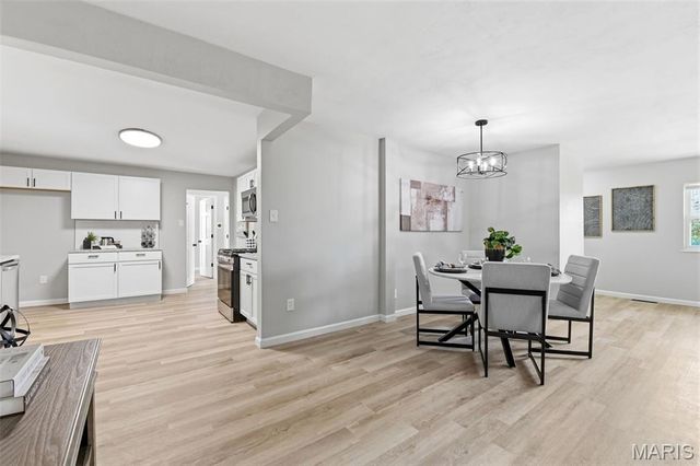 10665 Farview Avenue, St Ann, MO 63074
