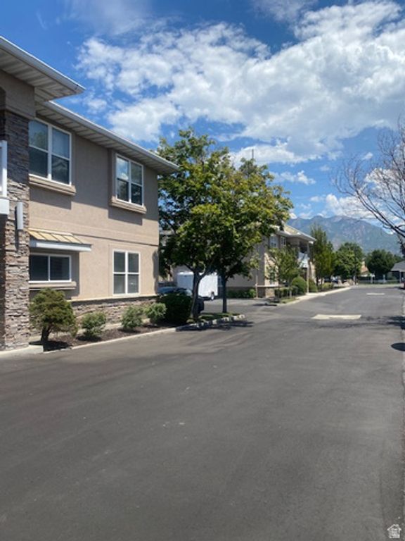 6780 S 1300 E #E, Salt Lake City, UT 84121 — photo 2