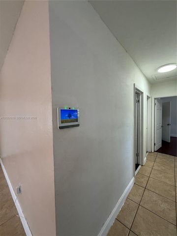 17520 NW 40th Ave, Miami Gardens, FL 33055