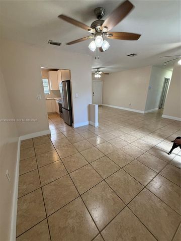 17520 NW 40th Ave, Miami Gardens, FL 33055