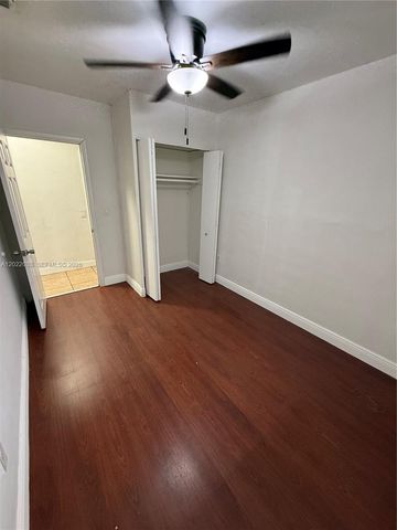 17520 NW 40th Ave, Miami Gardens, FL 33055