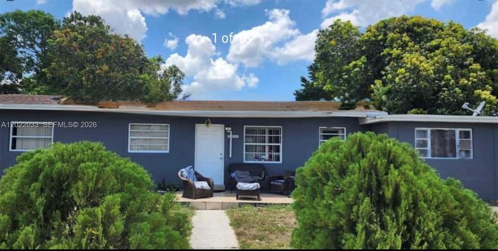 17520 NW 40th Ave, Miami Gardens, FL 33055