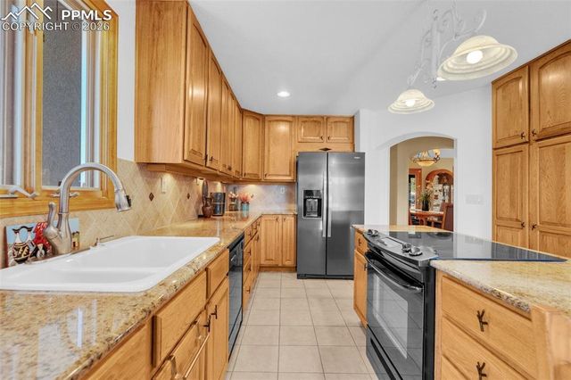 8332 Bannock Road, Larkspur, CO 80118