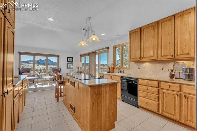 8332 Bannock Road, Larkspur, CO 80118