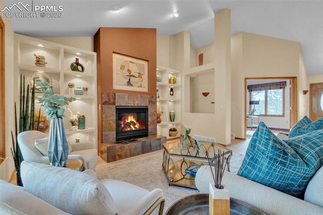8332 Bannock Road, Larkspur, CO 80118